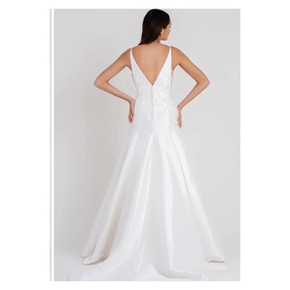 JENNY YOO BHLDN Eden Easton Wedding Gown Size 14 Deep V Neck Cutout NWT - Picture 3 of 13
